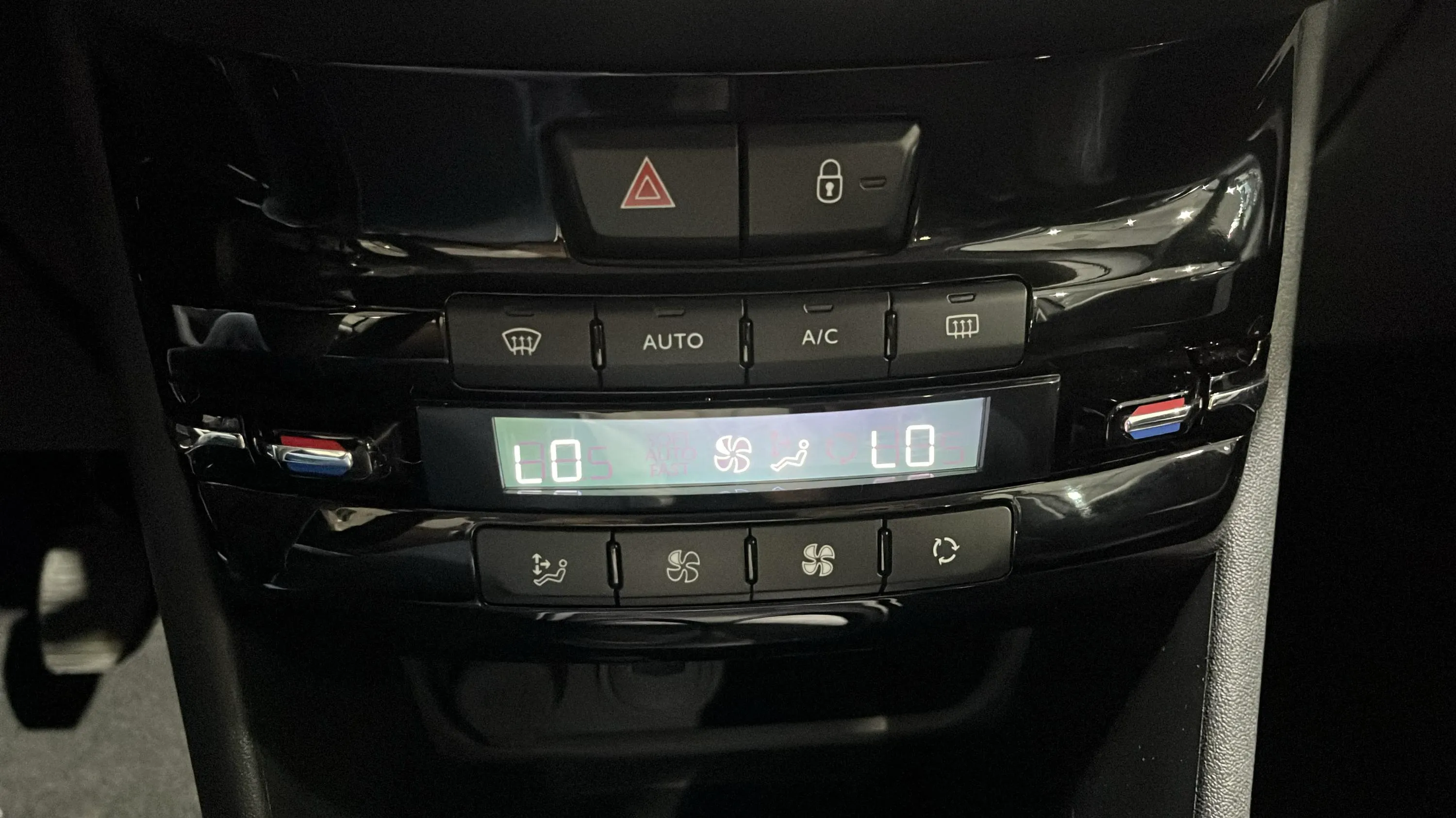 Peugeot 2008 Style 1.6 BlueHDi - foto 25