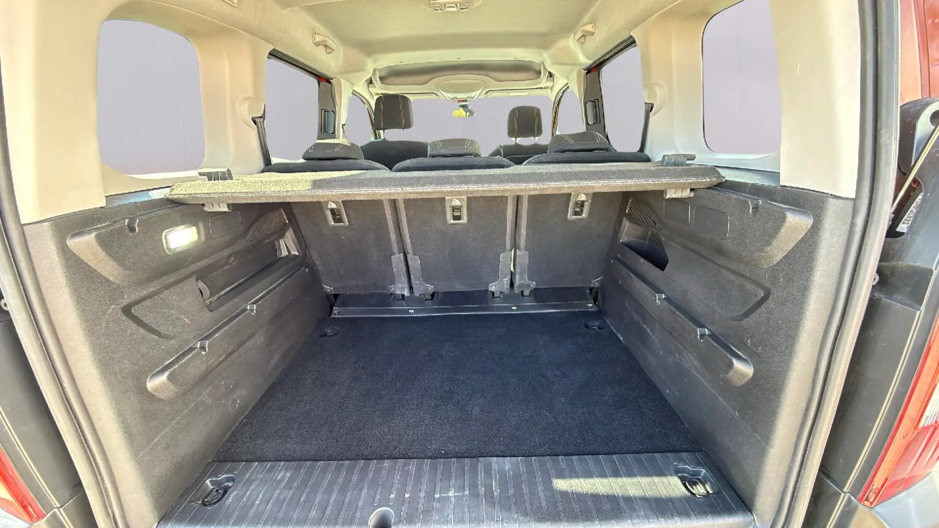 Peugeot Rifter GT Standard BlueHDi - foto 23