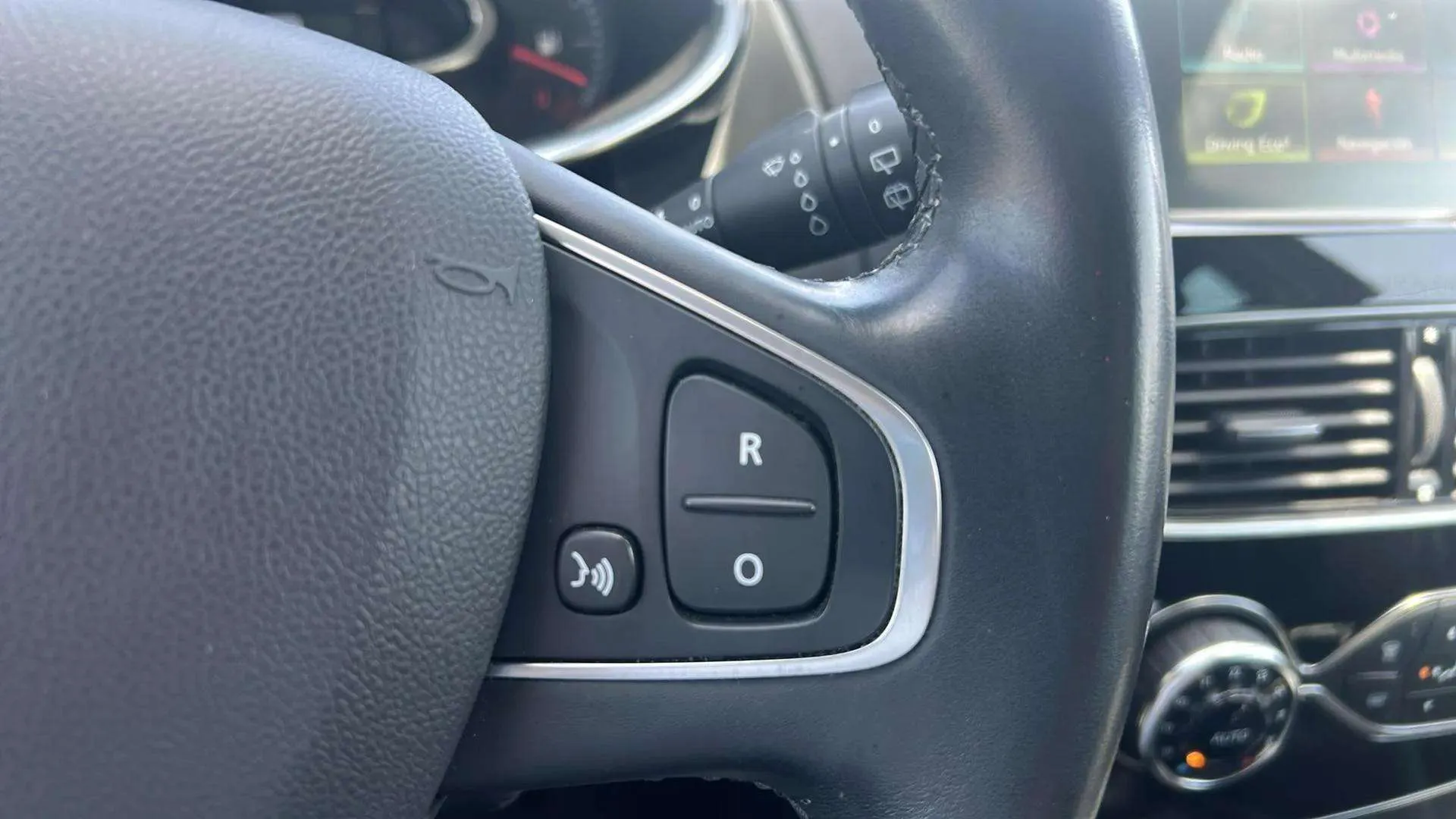 Renault Clio Intens TCe - foto 29