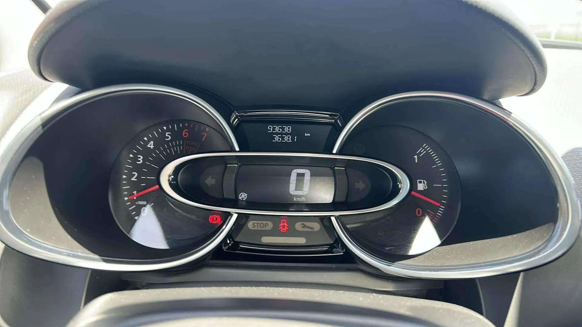 Renault Clio Intens TCe - foto 9