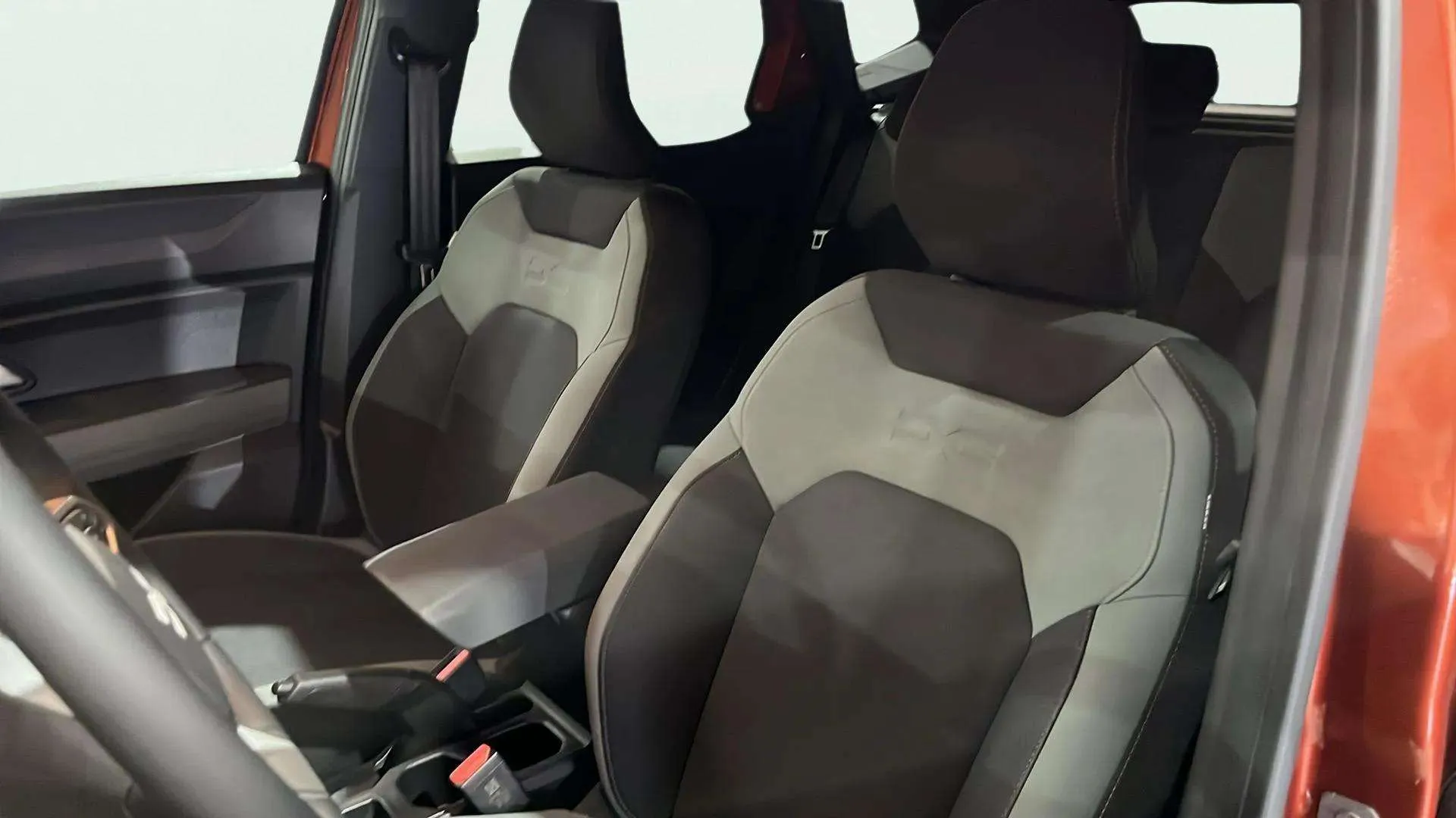 Dacia Duster Extreme Eco-G 120 4x2 - foto 25