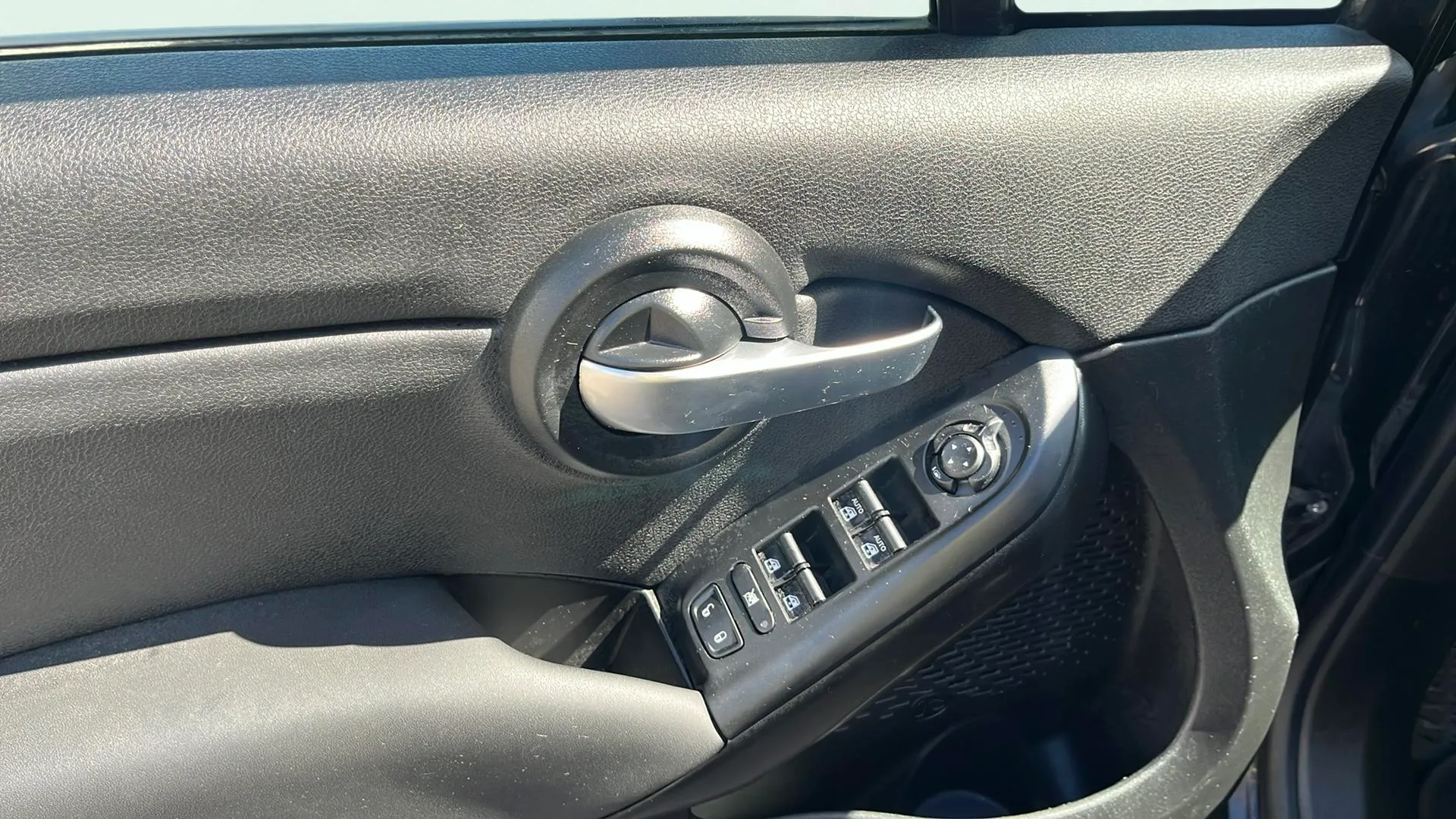 Fiat 500X Connect 1.6 MultiJet - foto 8