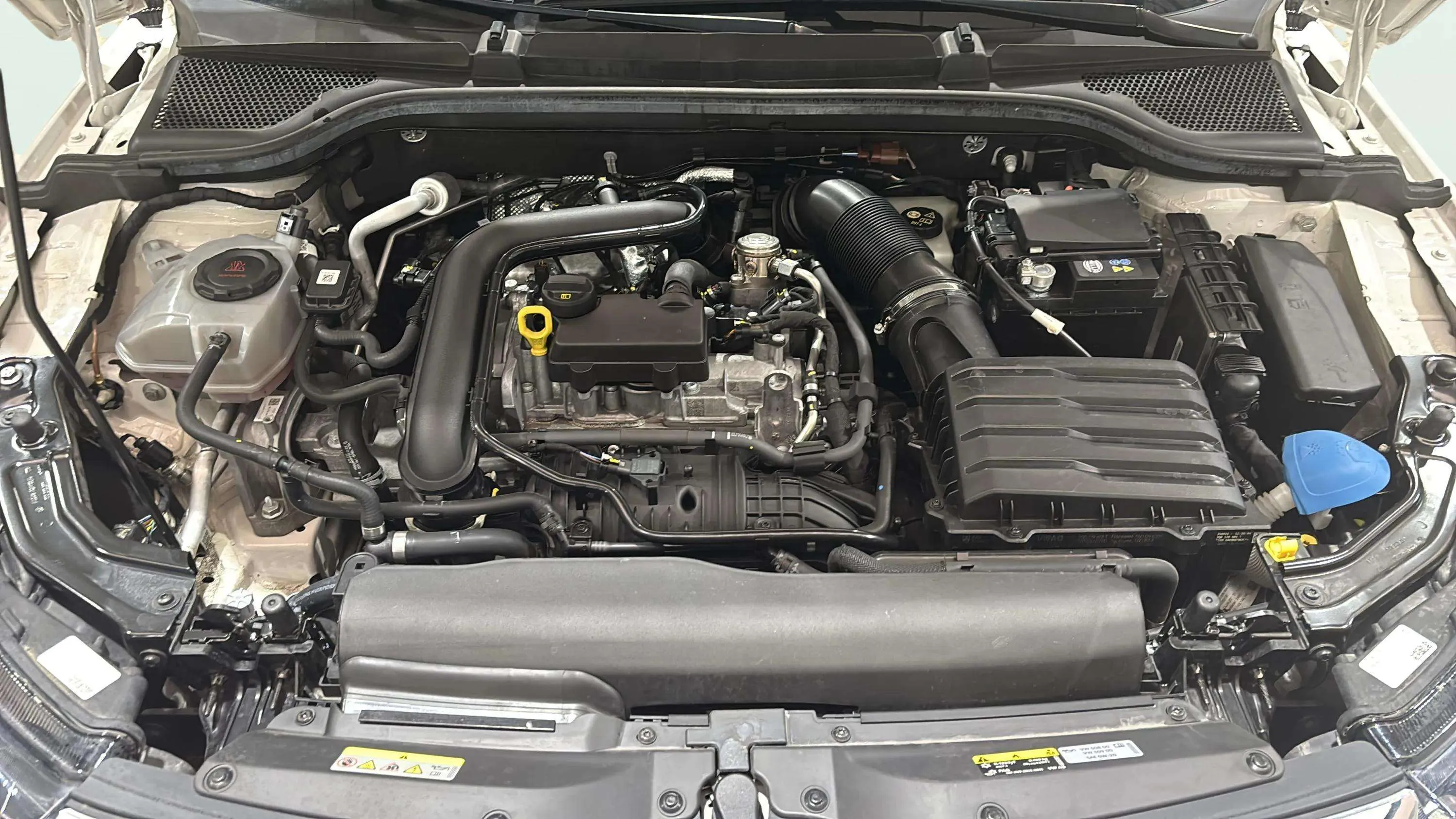 Škoda Kamiq 1.0 TSI DSG Ambition - foto 27