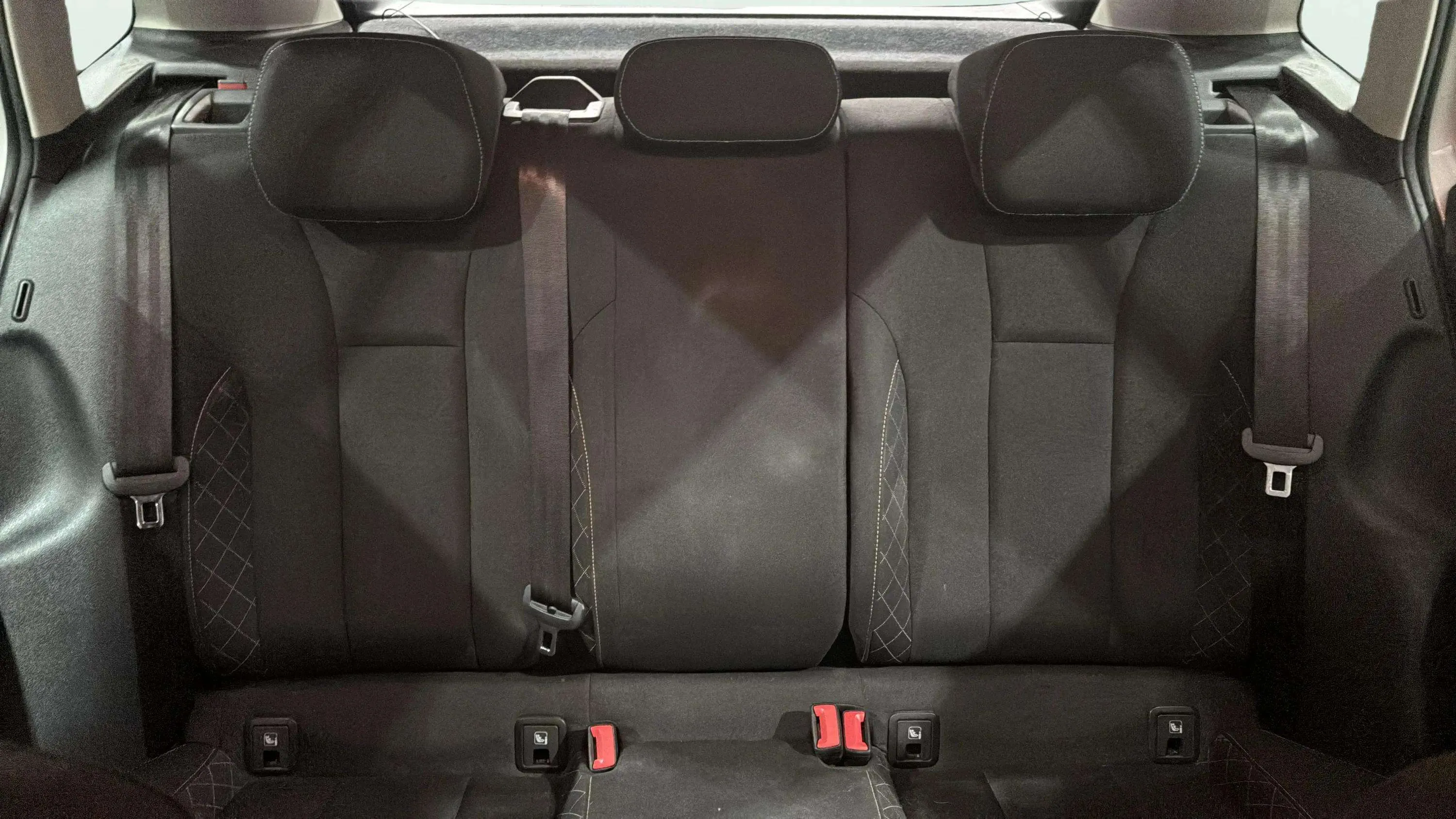 Škoda Kamiq 1.0 TSI DSG Ambition - foto 24