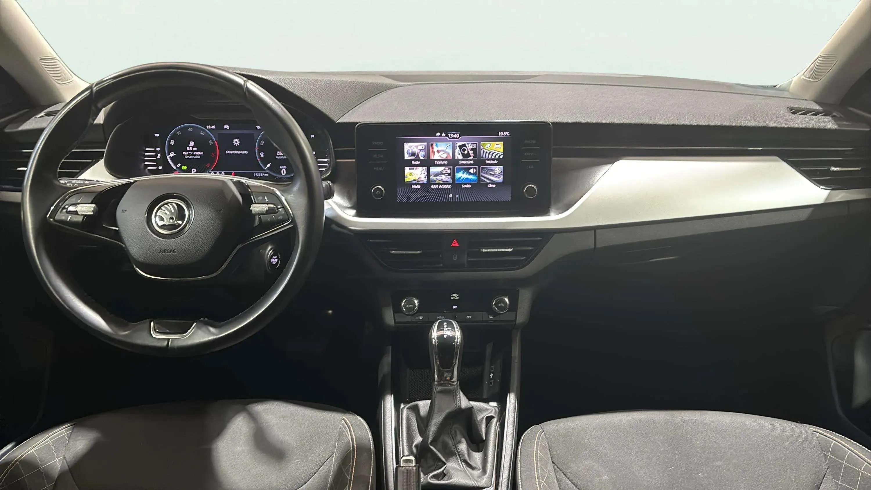 Škoda Kamiq 1.0 TSI DSG Ambition - foto 10