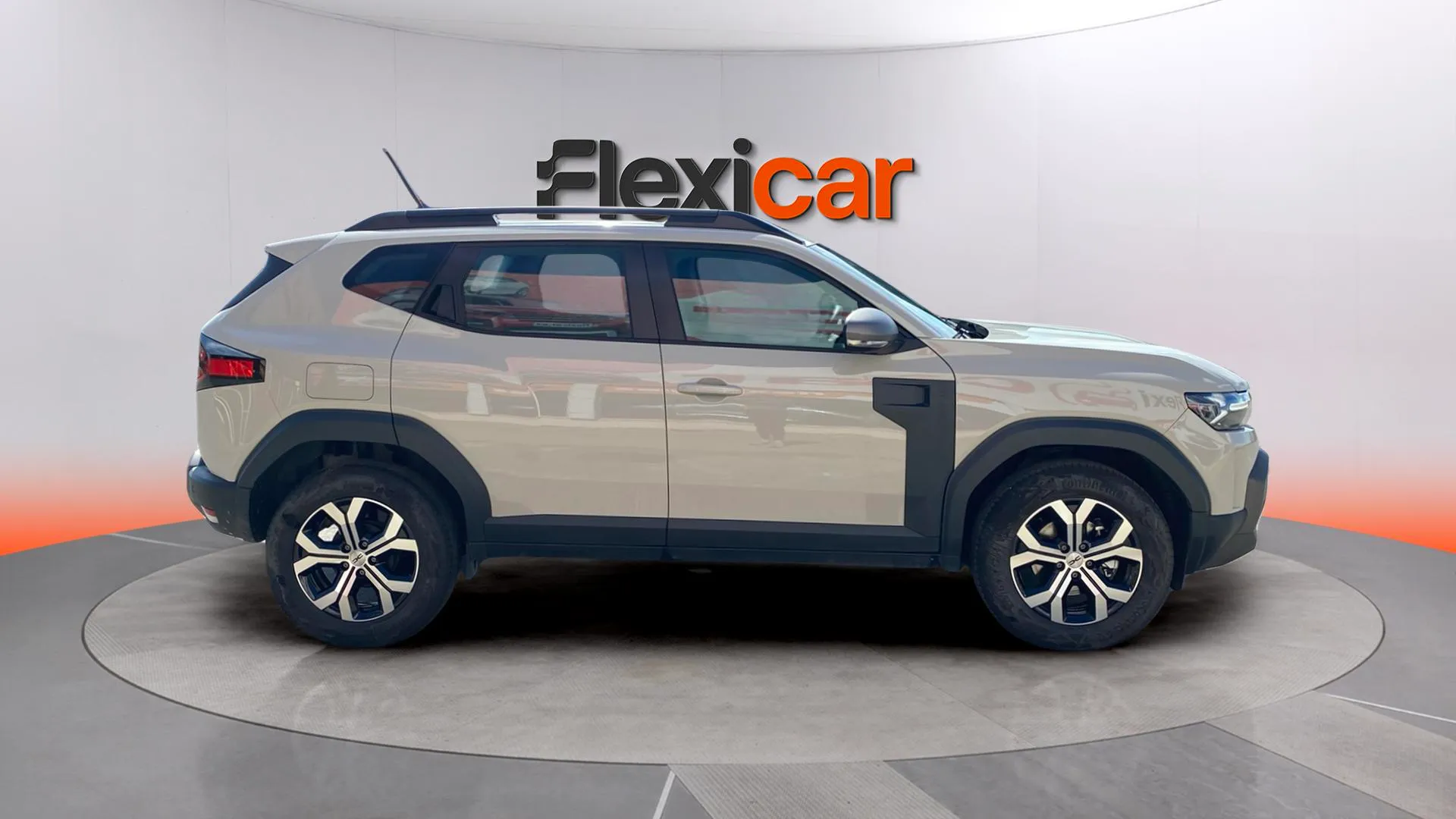 Dacia Duster Expression Hybrid 4x2 - foto 8