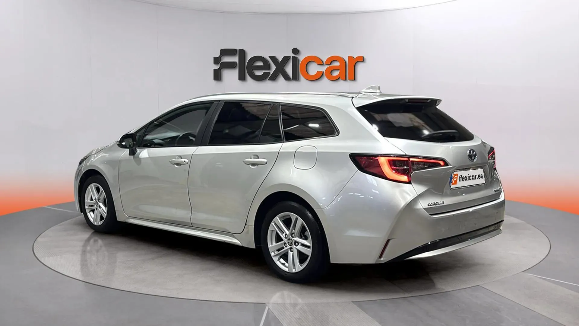 Toyota Corolla 1.8 125H Active Tech E-CVT TOU Sport - foto 5