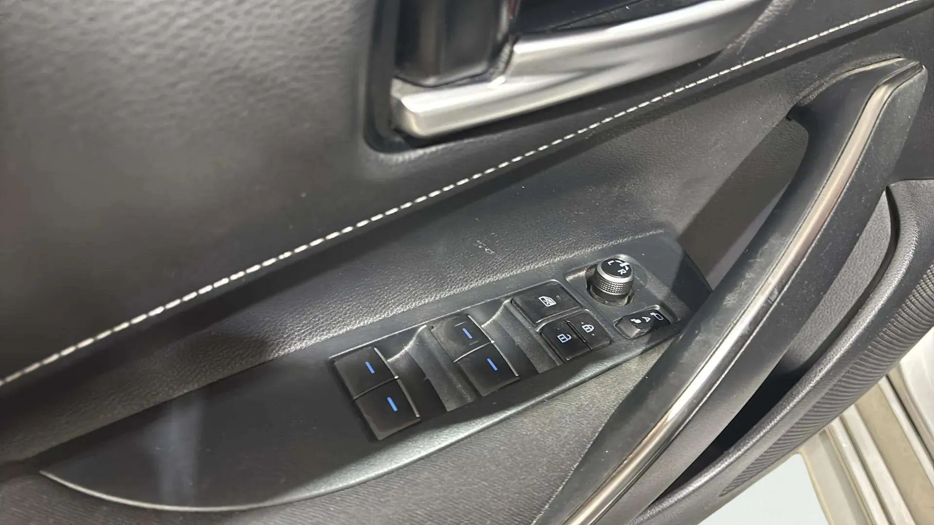 Toyota Corolla 1.8 125H Active Tech E-CVT TOU Sport - foto 19