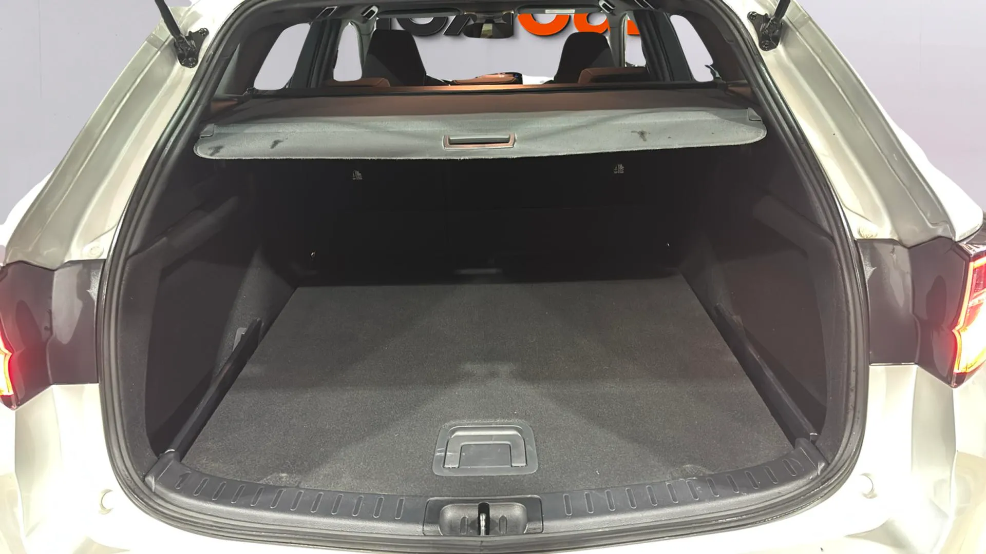 Toyota Corolla 1.8 125H Active Tech E-CVT TOU Sport - foto 9