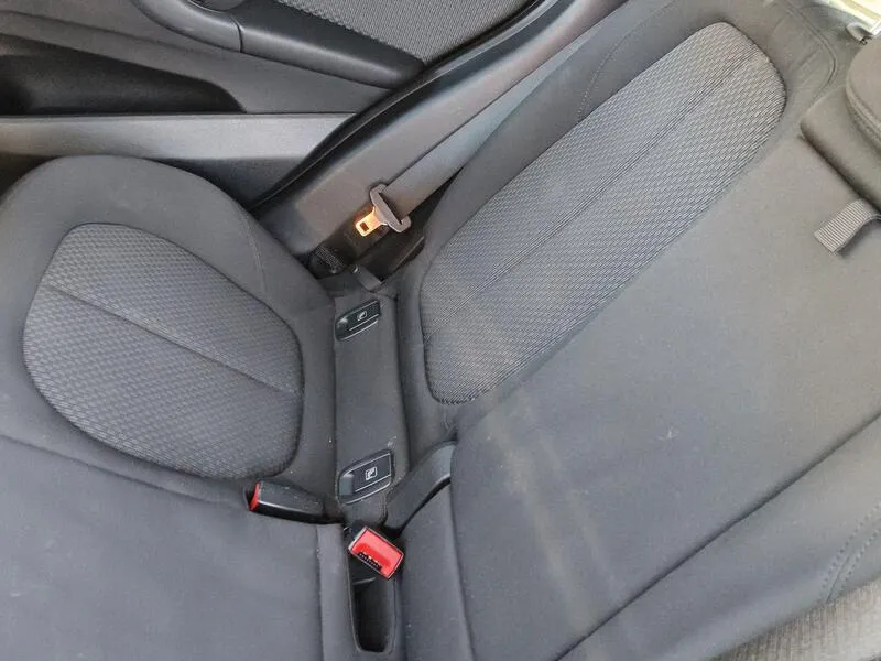 BMW X1 sDrive16d - foto 31