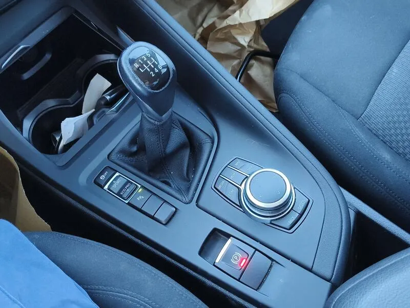 BMW X1 sDrive16d - foto 13