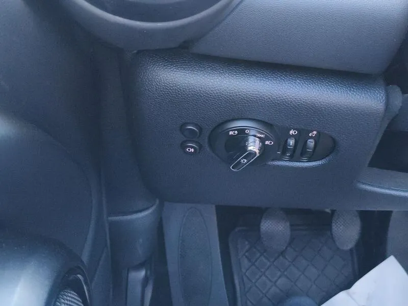 MINI Cooper One - foto 28
