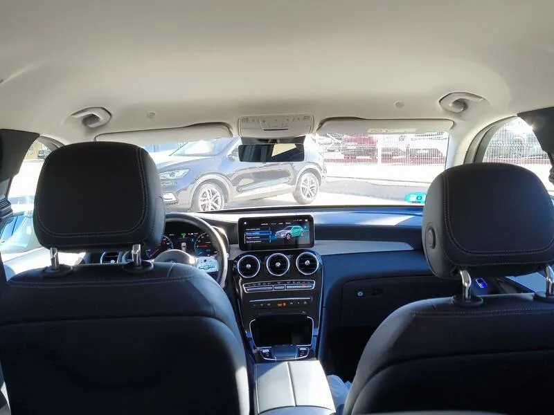 Mercedes-Benz GLC 300e 4MATIC - foto 38
