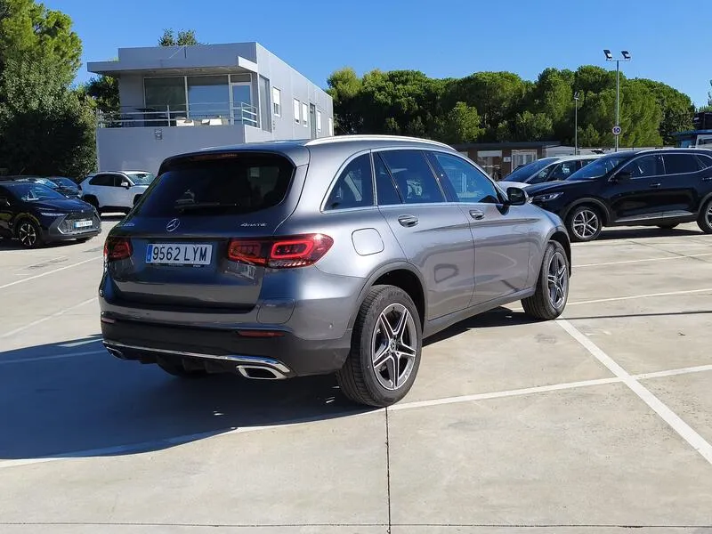 Mercedes-Benz GLC 300e 4MATIC - foto 6