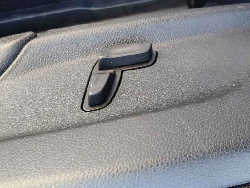 Mercedes-Benz GLC 300e 4MATIC - foto 29