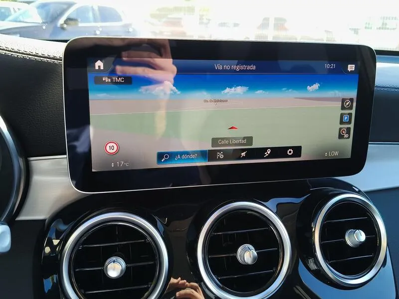 Mercedes-Benz GLC 300e 4MATIC - foto 15