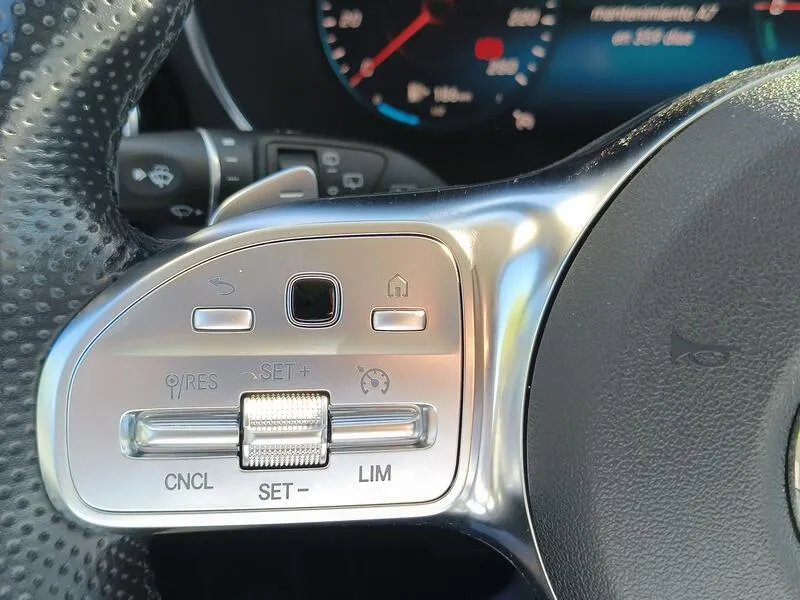 Mercedes-Benz GLC 300e 4MATIC - foto 25