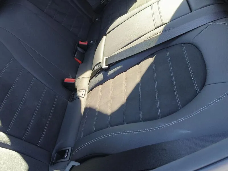 Mercedes-Benz GLC 300e 4MATIC - foto 34