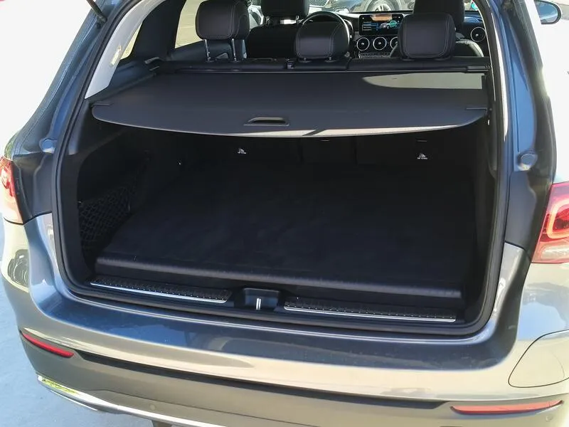 Mercedes-Benz GLC 300e 4MATIC - foto 40