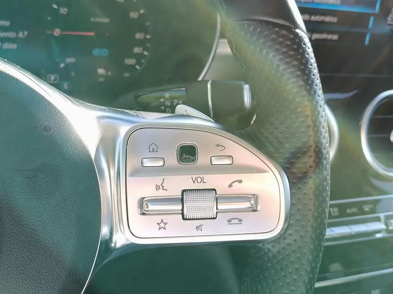 Mercedes-Benz GLC 300e 4MATIC - foto 23