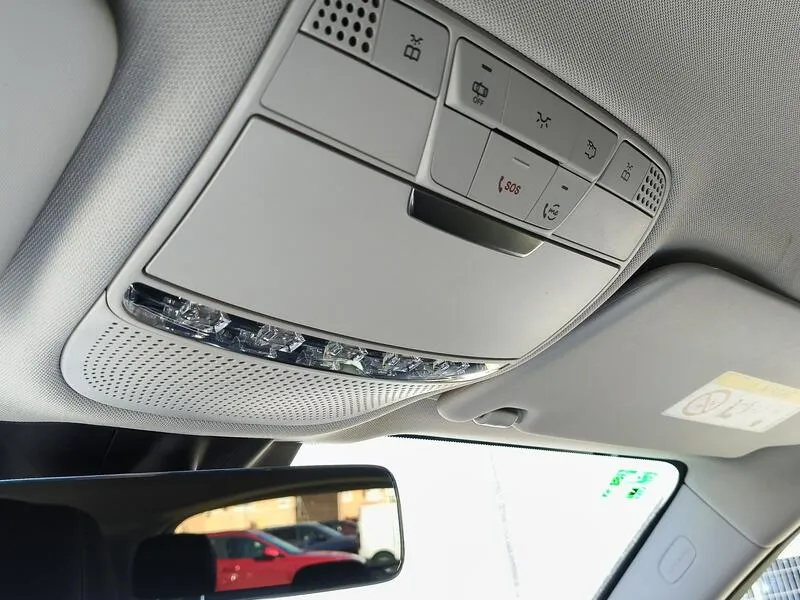 Mercedes-Benz GLC 300e 4MATIC - foto 22
