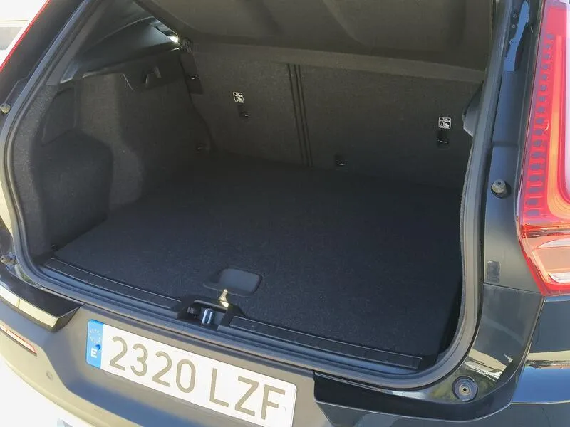 Volvo XC40 1.5 T4 Recharge PHEV Essential - foto 38