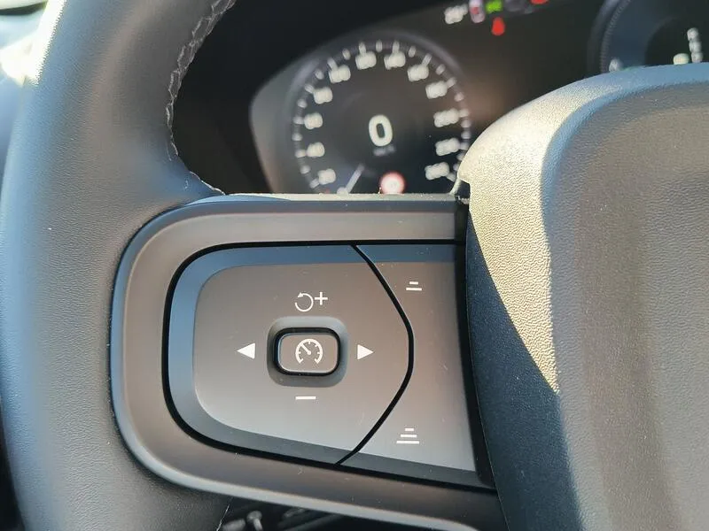 Volvo XC40 1.5 T4 Recharge PHEV Essential - foto 24