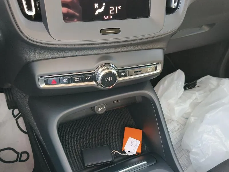 Volvo XC40 1.5 T4 Recharge PHEV Essential - foto 12