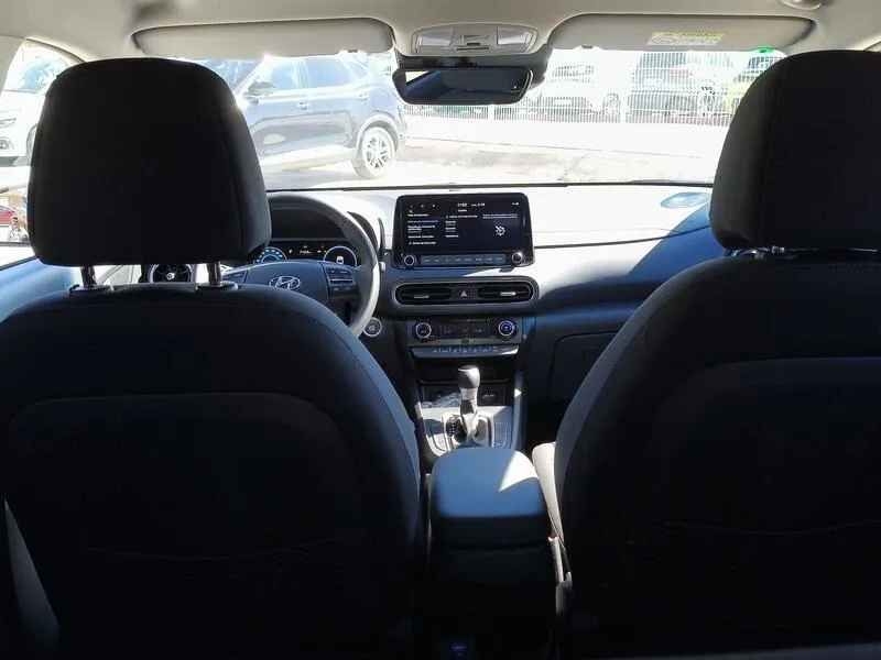 Hyundai Kona 1.6 GDI HEV Tecno 2C DCT - foto 38