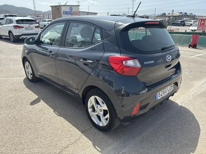 Hyundai i10 1.0 Klass - foto 4