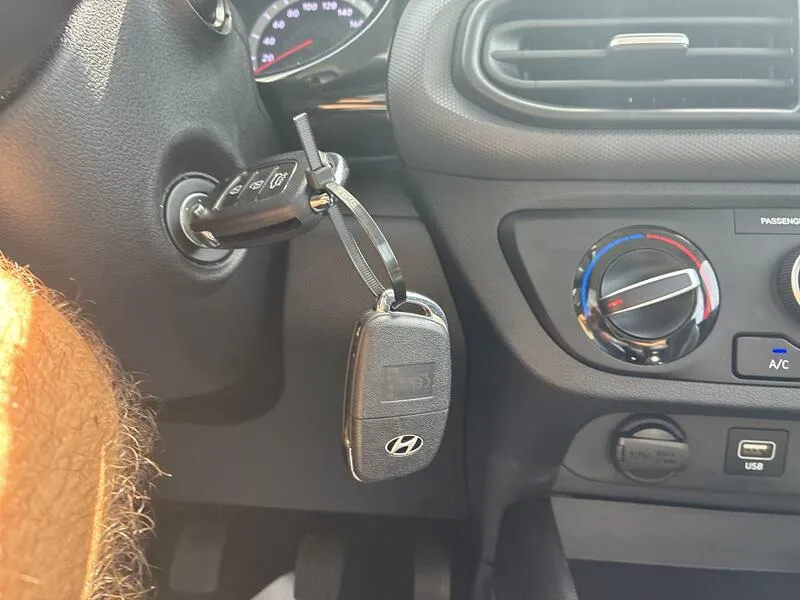 Hyundai i10 1.0 Klass - foto 18