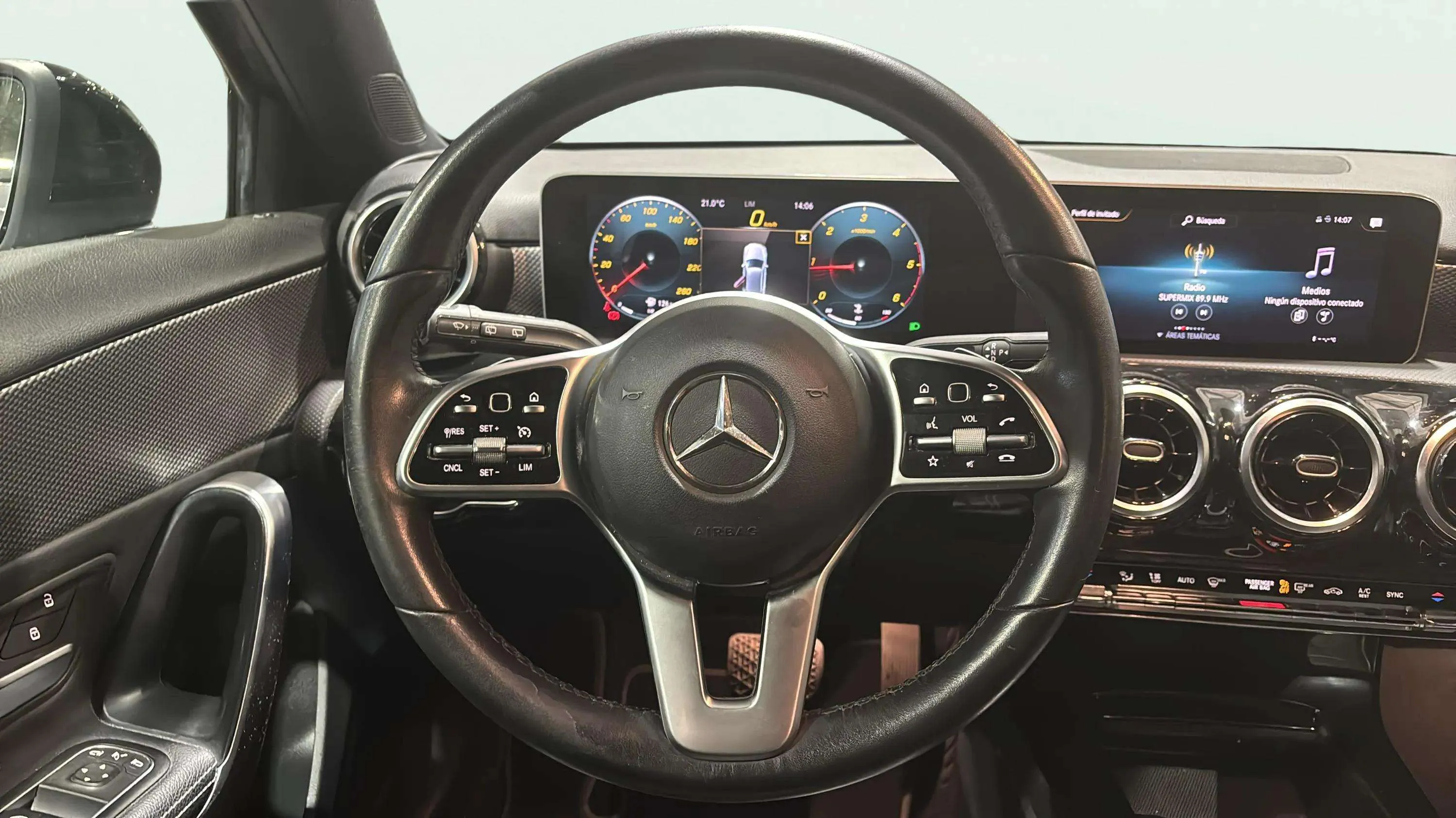 Mercedes-Benz Clase A A 180 d - foto 11