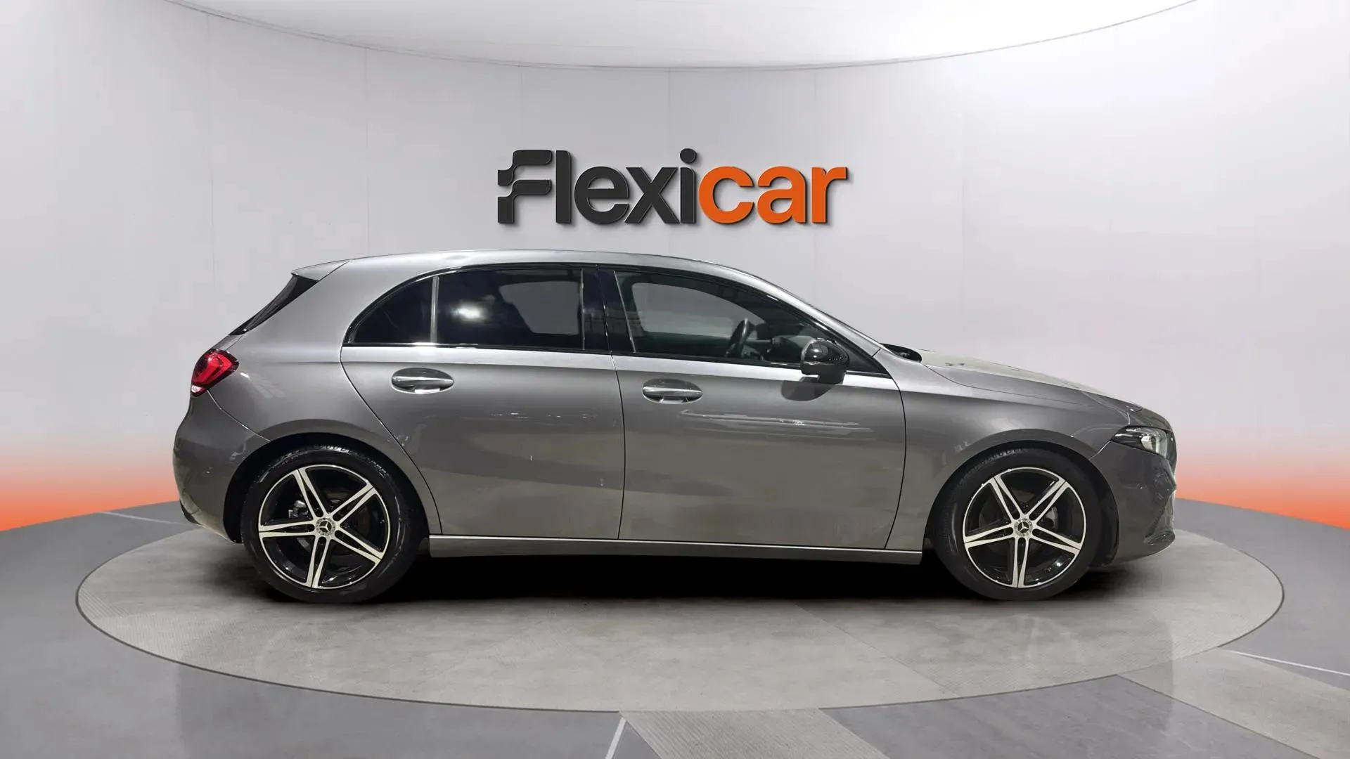 Mercedes-Benz Clase A A 180 d - foto 8