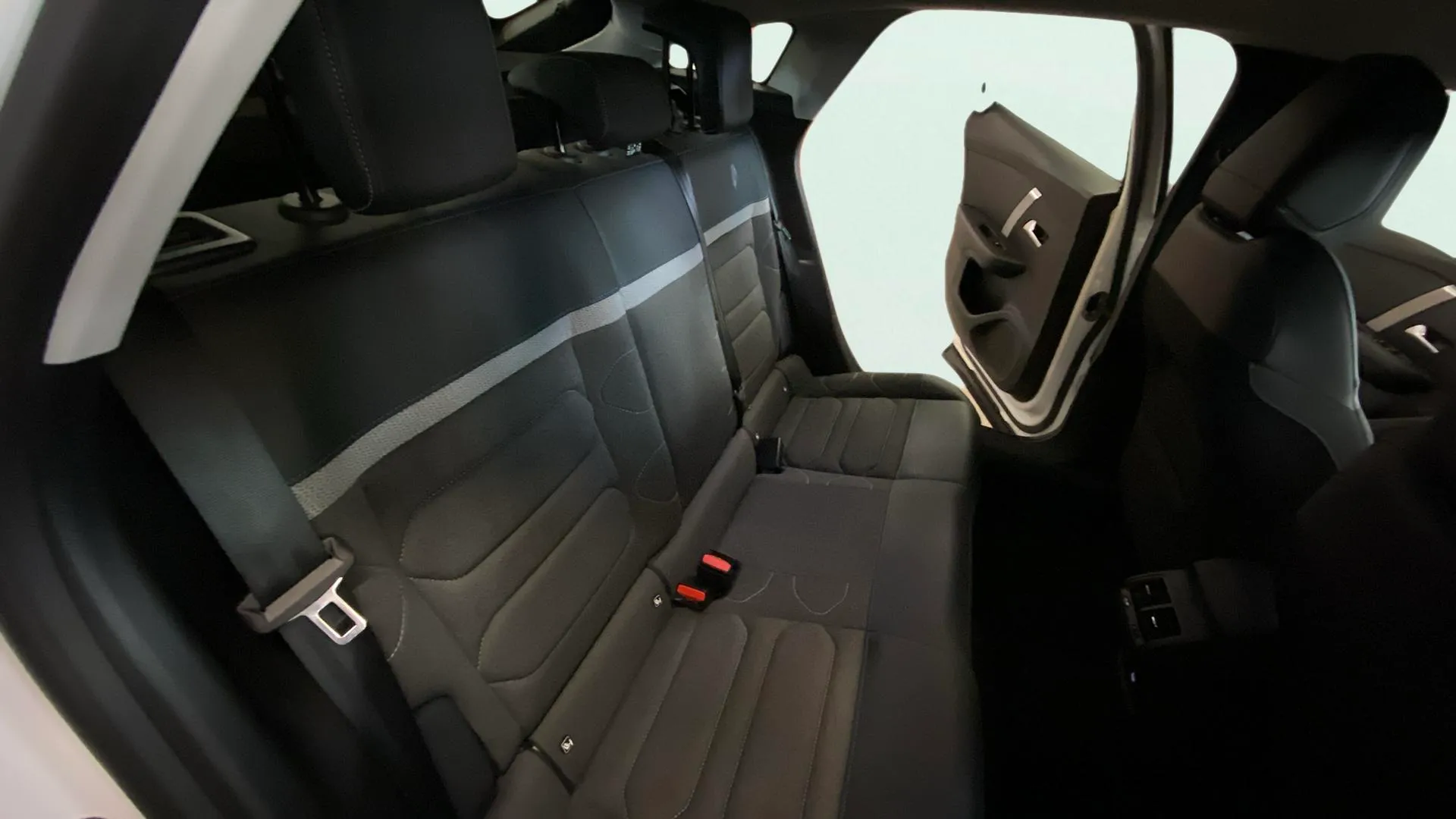 Citroën C4 PureTech 130 Feel - foto 12