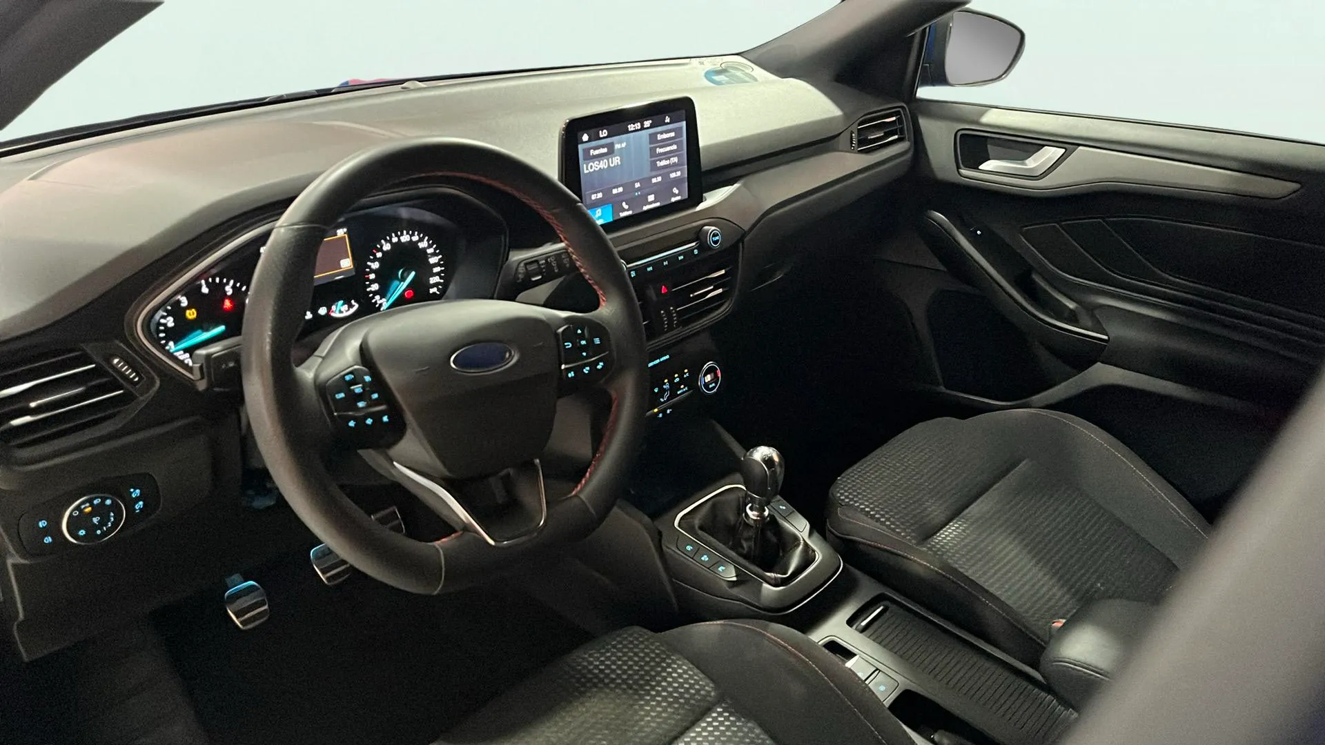 Ford Focus 1.0 Ecob. MHEV ST-Line Design SIP - foto 9