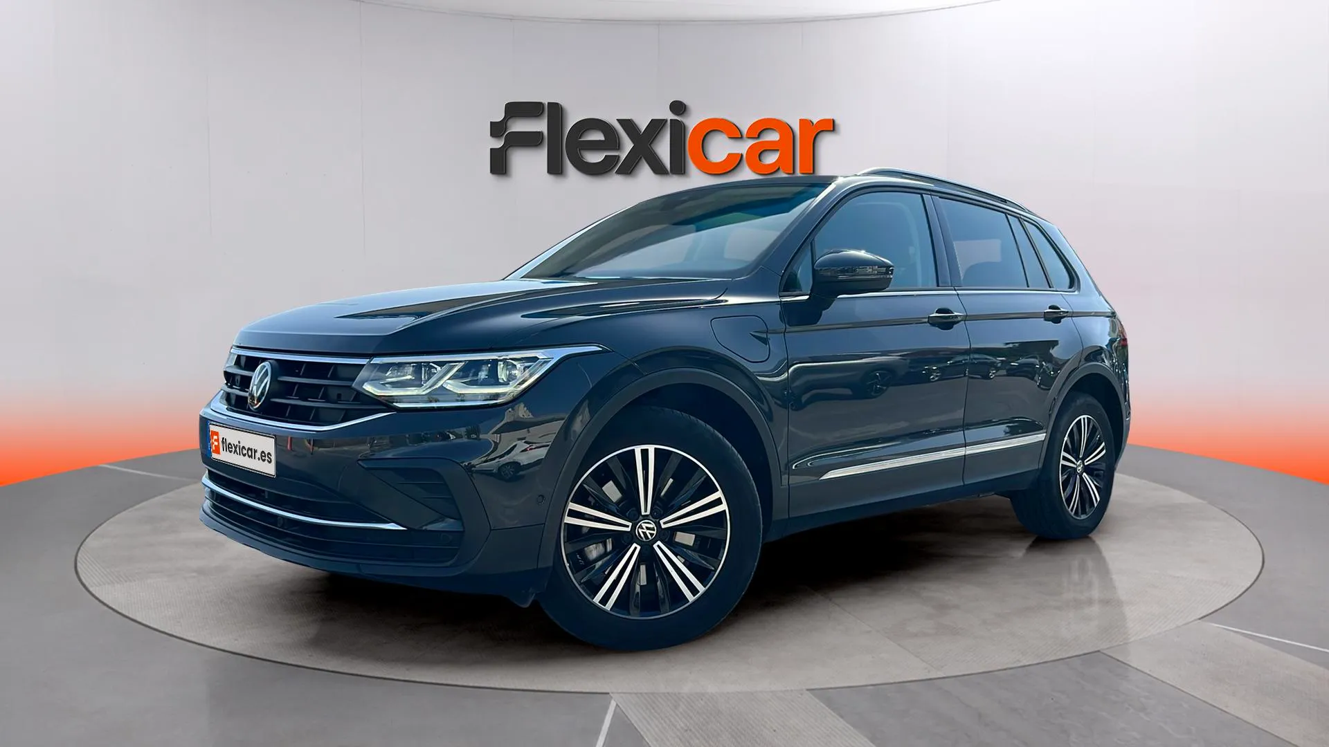Volkswagen Tiguan Life 1.4 TSI eHybrid DSG - foto 3