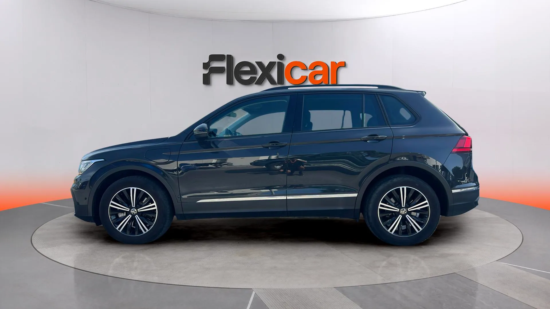 Volkswagen Tiguan Life 1.4 TSI eHybrid DSG - foto 4