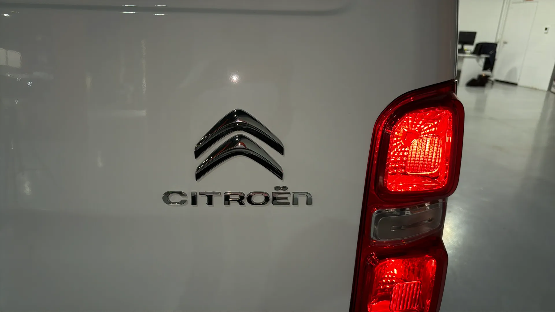Citroën Jumpy ë-Jumpy Furgón Talla M 50kWh - foto 16