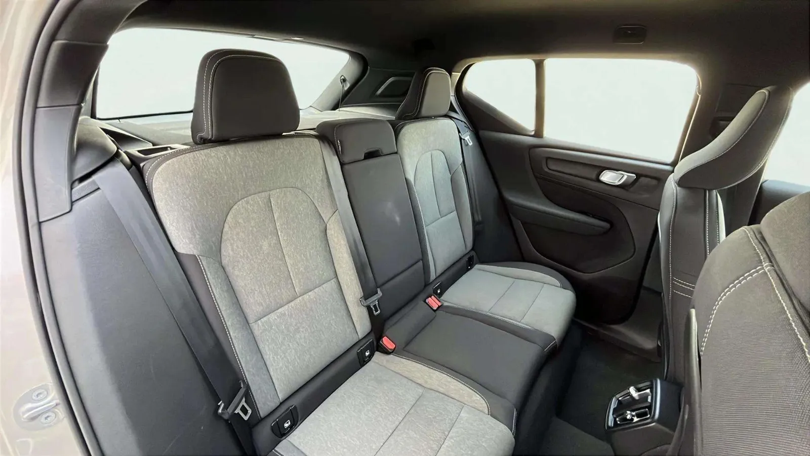Volvo XC40 2.0 B3 G Core - foto 15
