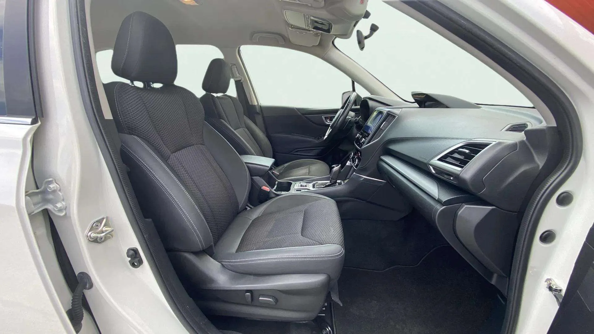 Subaru Forester 2.0i Hybrid CVT Executive - foto 18