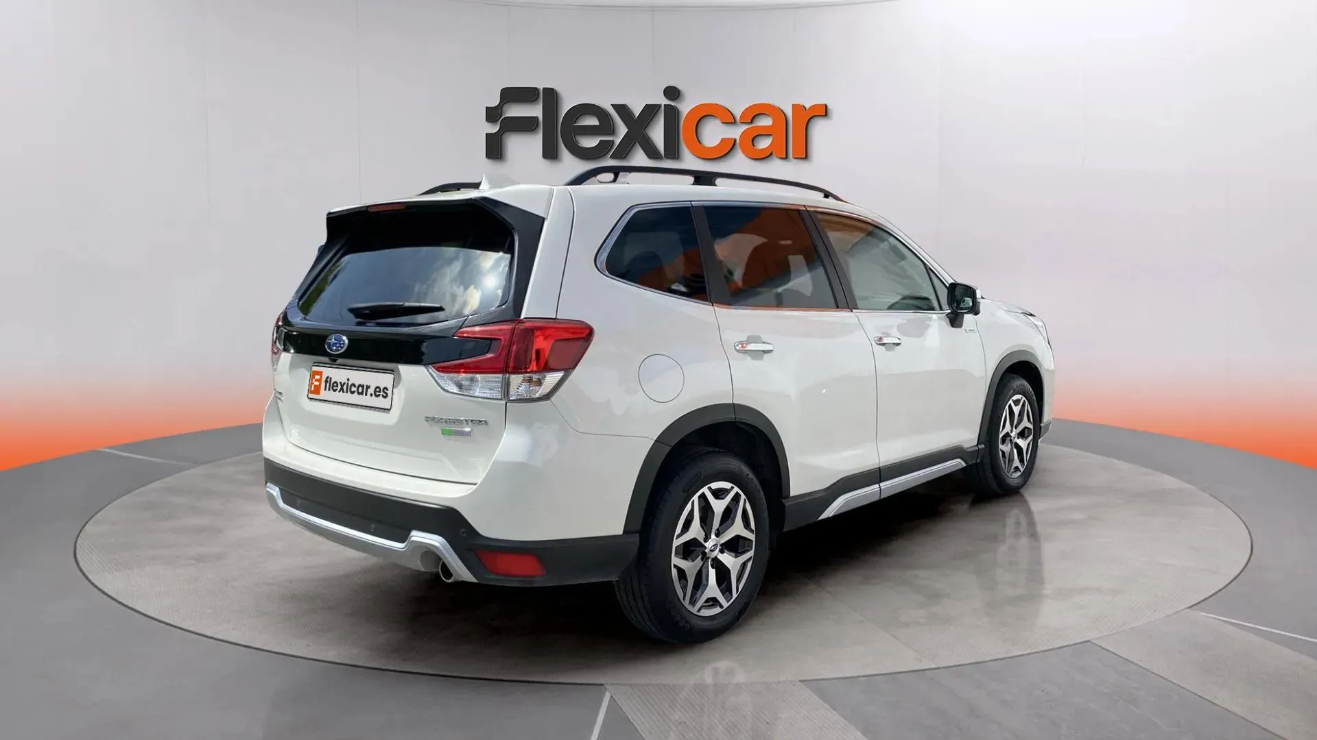 Subaru Forester 2.0i Hybrid CVT Executive - foto 9