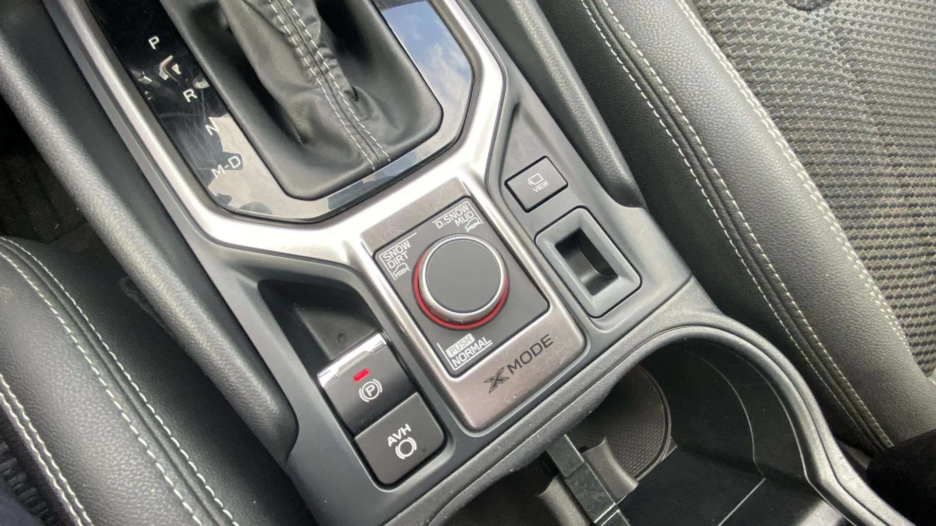 Subaru Forester 2.0i Hybrid CVT Executive - foto 21