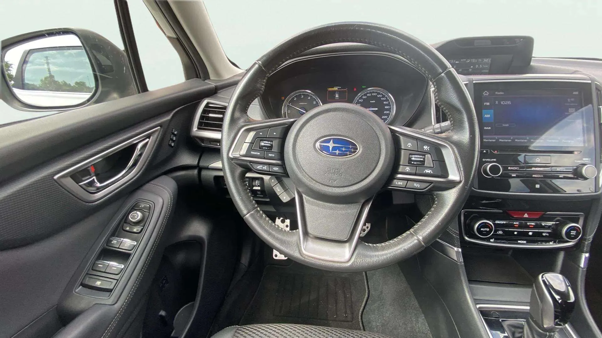 Subaru Forester 2.0i Hybrid CVT Executive - foto 14