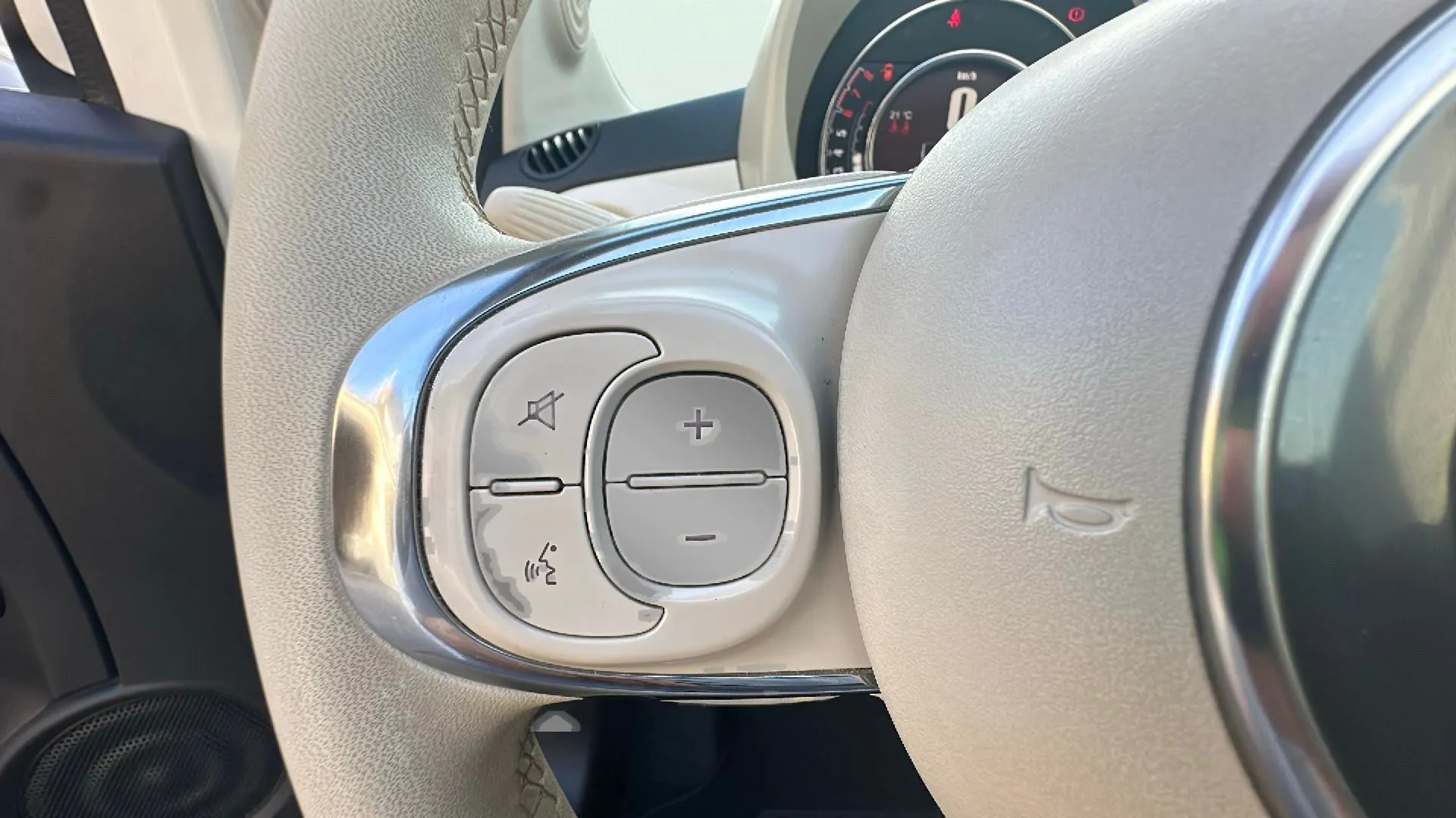 Fiat 500 Dolcevita 1.0 Hybrid - foto 10