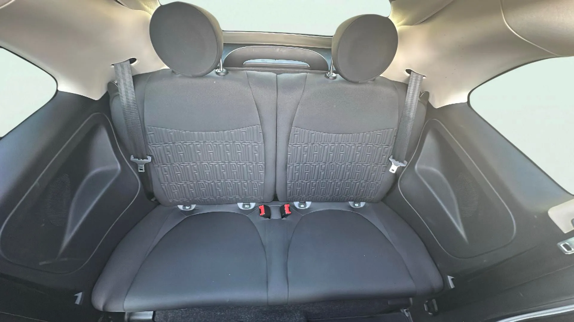 Fiat 500 Dolcevita 1.0 Hybrid - foto 14