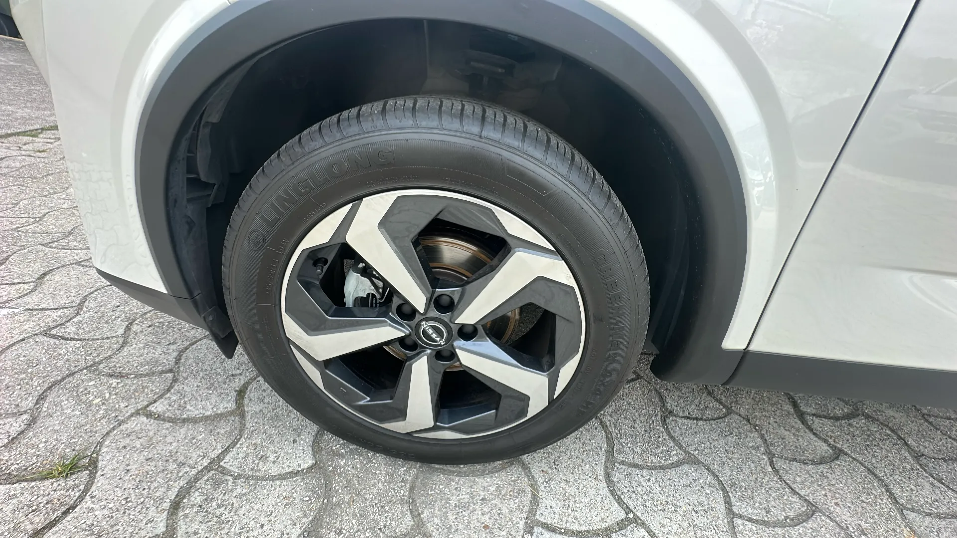 Nissan Qashqai DIG-T N-Connecta - foto 26