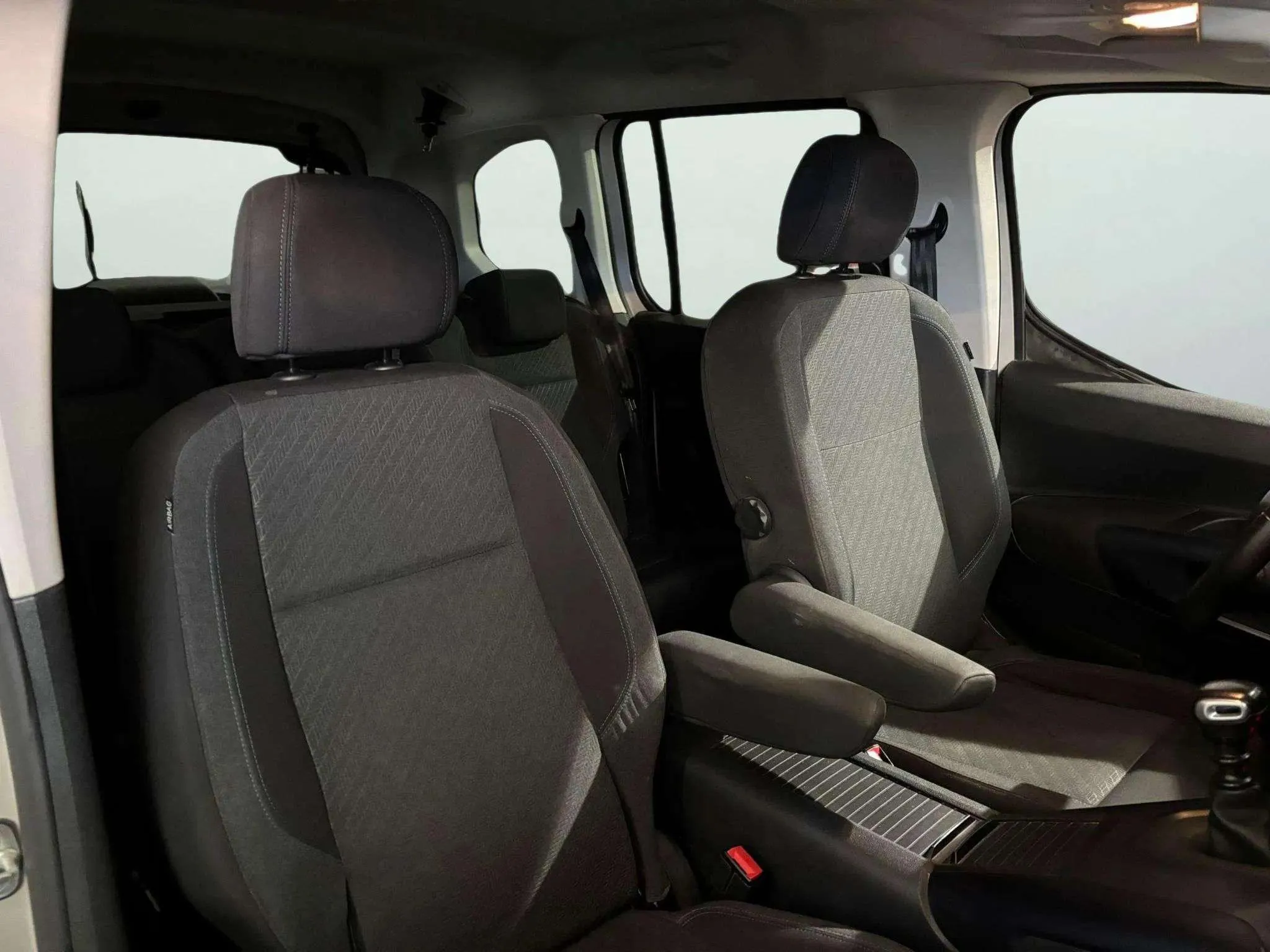 Peugeot Rifter Allure Standard BlueHDi - foto 13