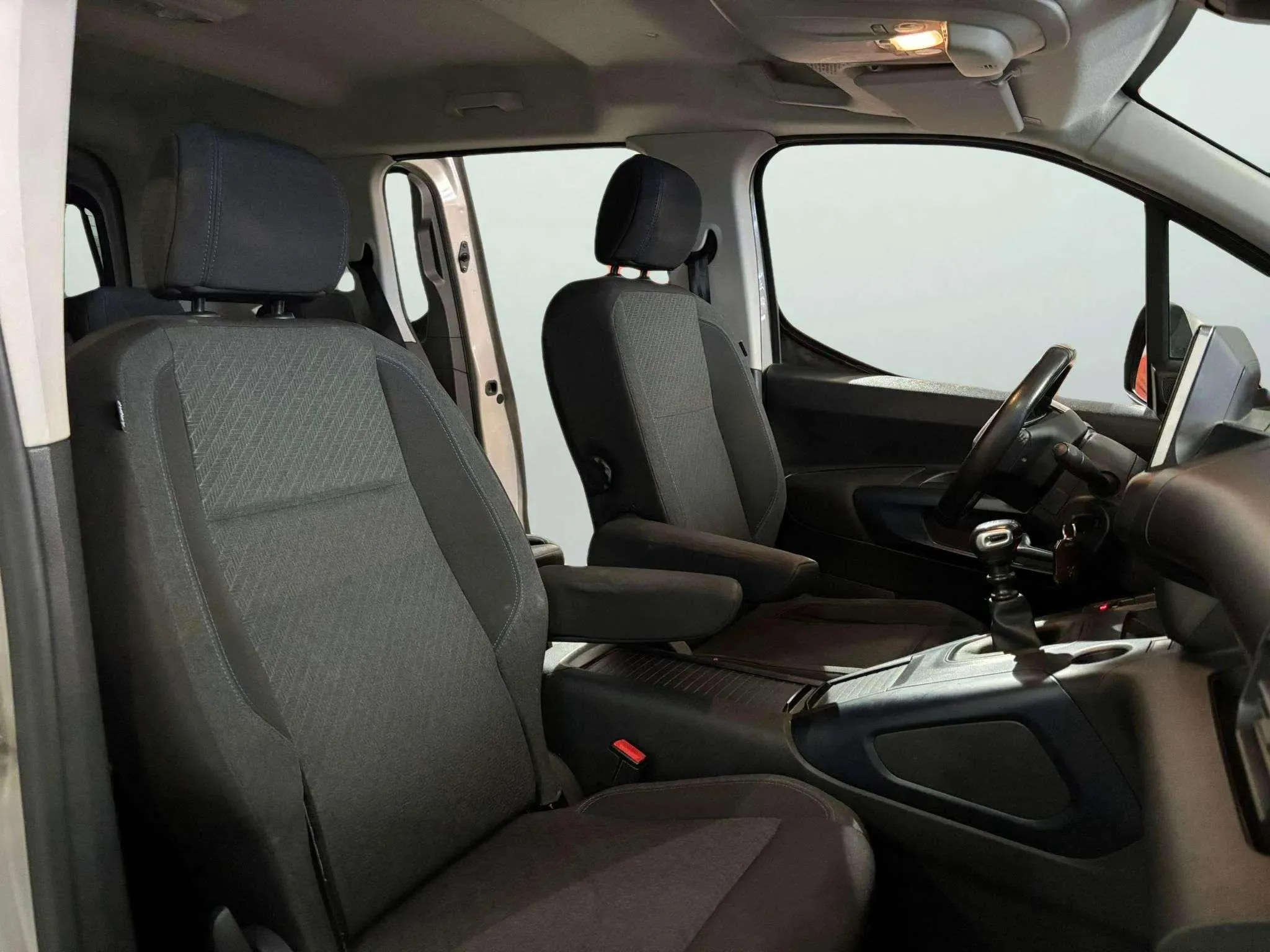 Peugeot Rifter Allure Standard BlueHDi - foto 11