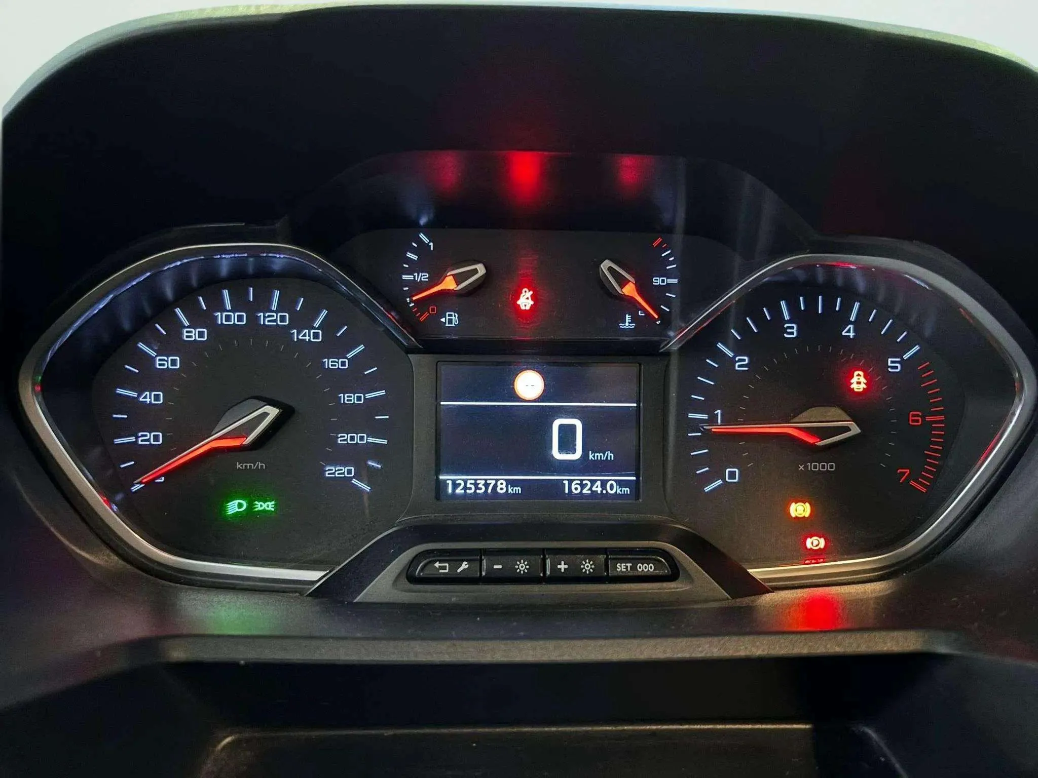 Peugeot Rifter Allure Standard BlueHDi - foto 18