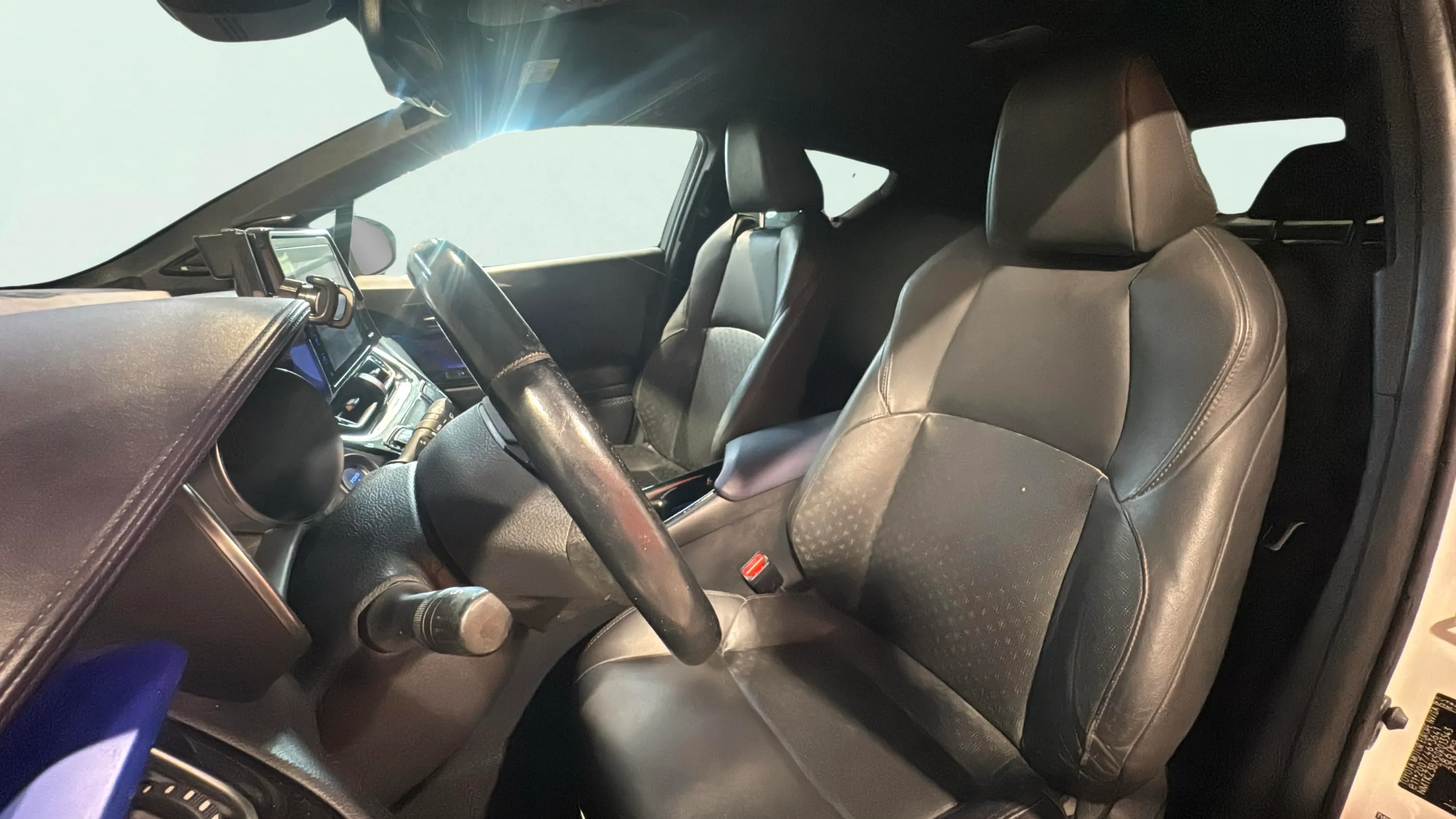 Toyota C-HR 1.8 125H Advance - foto 23